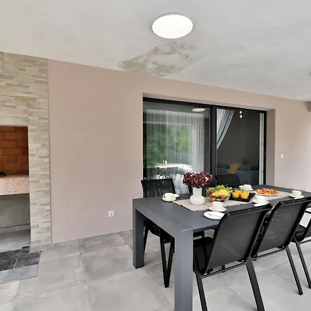 Tersaz Villa *
