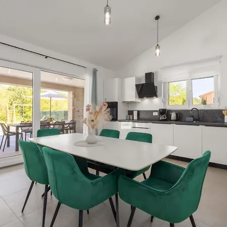 Tersaz Villa